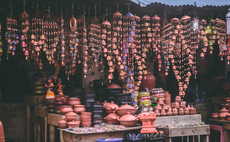 india-pottery-roadside