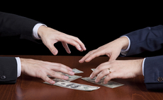 hands-money-table