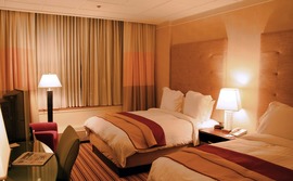 hotel-room-travel-tourism hotel-room-travel-tourism