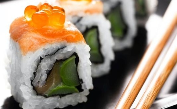 sushi-chopsticks