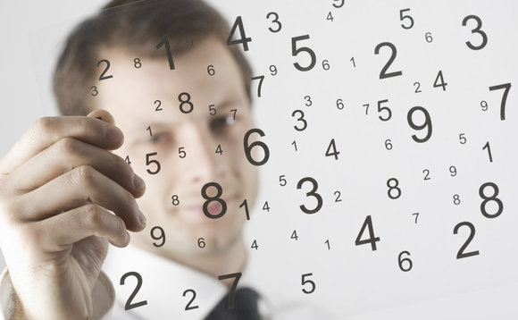 data-numbers-analysis-man data-numbers-analysis-man