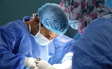 hospital-operation-surgeon