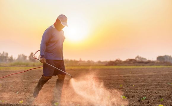 fertilizer-farm-agriculture fertilizer-farm-agriculture
