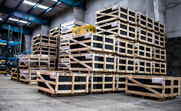 warehouse-logistics-pallet warehouse-logistics-pallet
