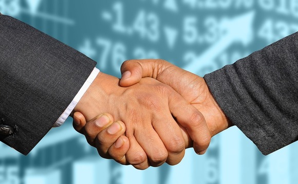 business-handshake-agreement