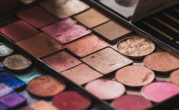 make-up-cosmetics-makeup-beauty make-up-cosmetics-makeup-beauty