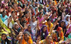women-female-empowerment-nbfc-mfi-india