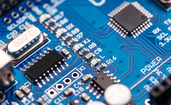 chip-semiconductor-01 chip-semiconductor-01