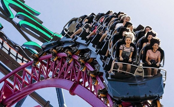 roller-coaster-theme-park roller-coaster-theme-park