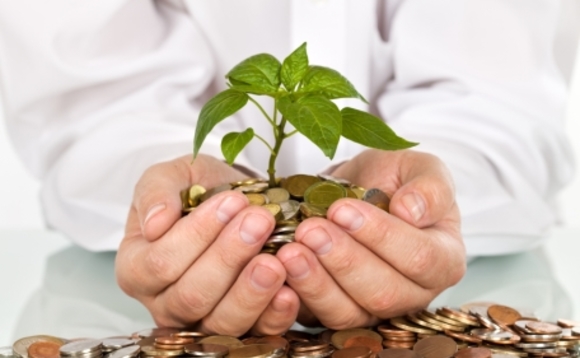 innovation-growth-venture-hands-money-plant innovation-growth-venture-hands-money-plant