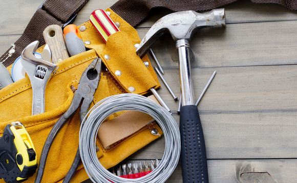 tool-belt-stuffed-various-tools-24354370 tool-belt-stuffed-various-tools-24354370