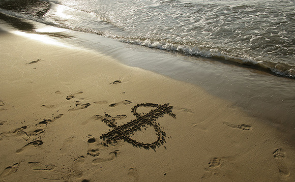 dollar-beach-sand-water dollar-beach-sand-water