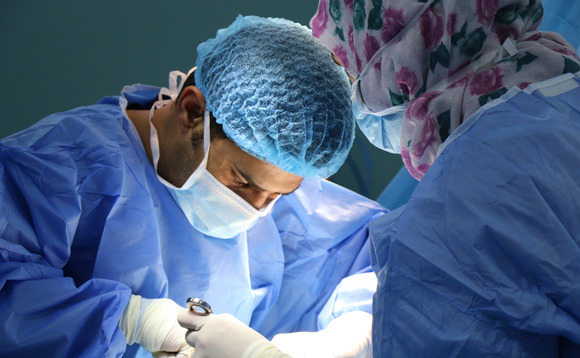 india-doctor-operation india-doctor-operation
