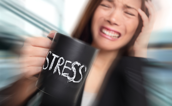 distress-woman distress-woman