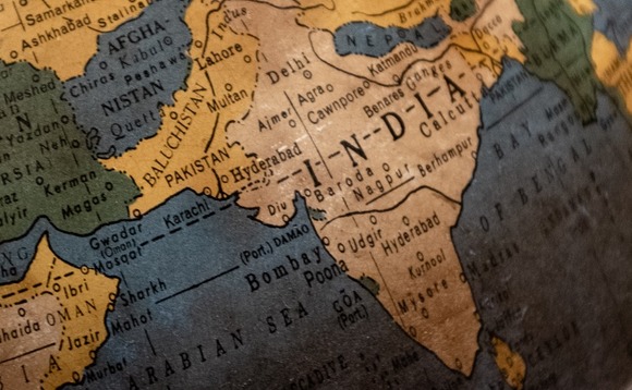 india-map-globe
