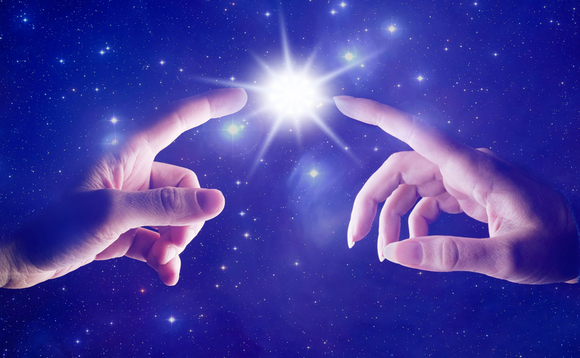 touch-light-hands-connection-star touch-light-hands-connection-star