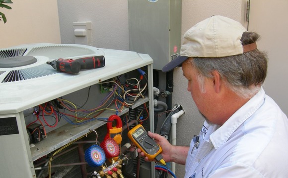 air-conditioner-repairman-service air-conditioner-repairman-service