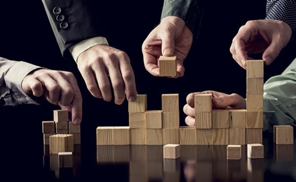 building-blocks-wall-teamwork building-blocks-wall-teamwork
