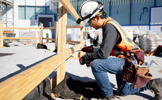 construction-carpenter-worker