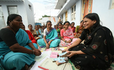 india-microfinance-women