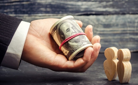 money-hand-lender-borrower-debt-credit money-hand-lender-borrower-debt-credit