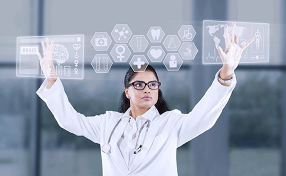 india-doctor-technology-healthcare india-doctor-technology-healthcare