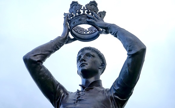 sovereign-king-crown sovereign-king-crown