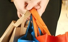 asia-consumer-shopping-s