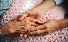 india-elderly-care-hands
