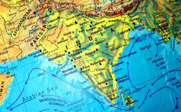 india-globe-map