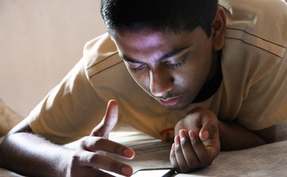 smartphone-user-india smartphone-user-india
